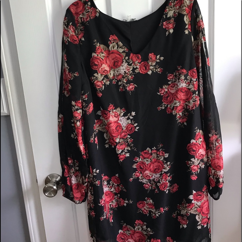 Charlotte Russe Dress small